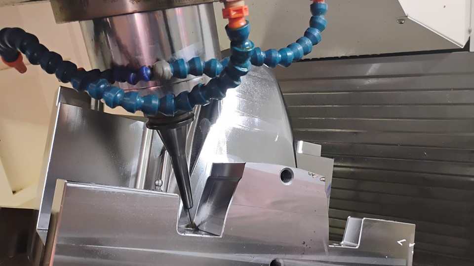 Precision CNC machining at MARP Usinagem