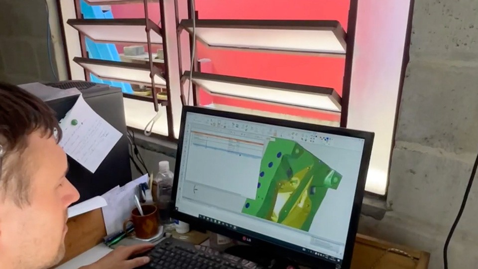 MARP Usinagem uses Cimatron to prepare CNC machining operations for a complex mold component